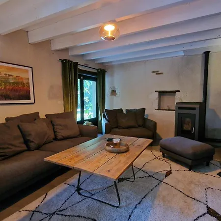Domaine La Bellevue - Maison De Charme & Nature بيت للعطل