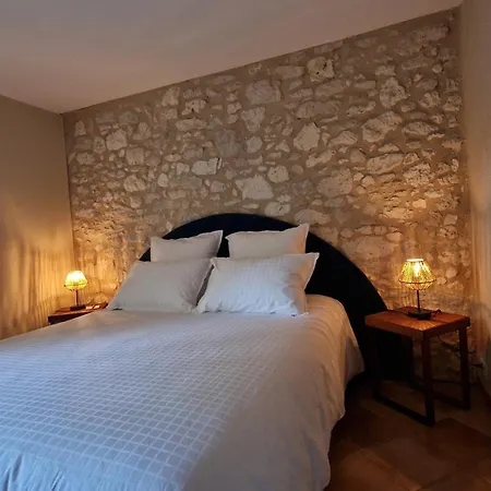 Domaine La Bellevue - Maison De Charme & Nature بيت للعطل *