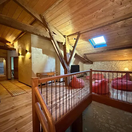 Domaine La Bellevue - Maison De Charme & Nature بيت للعطل